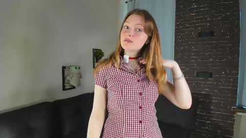 Snapshot of viola_larson chatting on 1, 6, 2026 Viola but friends call me Sisi online show from 1, 6, 2026