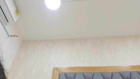 Snapshot of violeet_gray chatting on 25, 2, 2025 violeet_gray online show from 25, 2, 2025