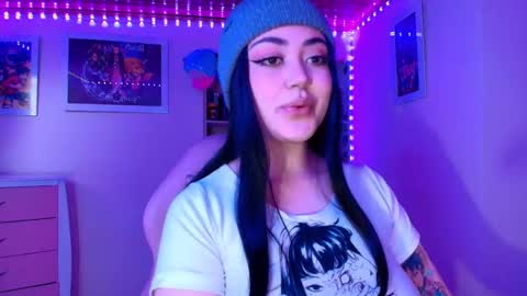 Snapshot of violeet_smile chatting on 18, 9, 2025 violet online show from 18, 9, 2025