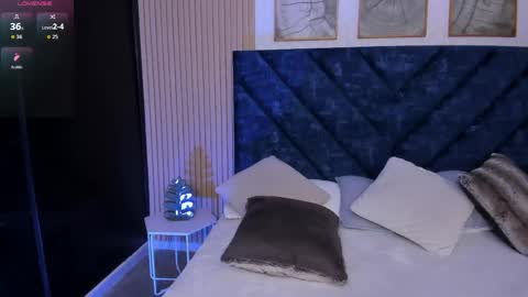 Violet online show from 22, 5, 2026