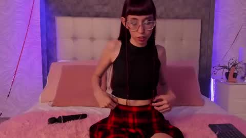 Violet  online show from 28, 6, 2026