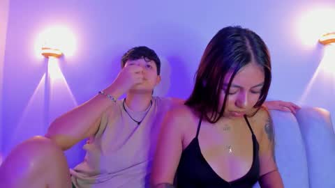 Violet and Casper online show from 19, 11, 2025