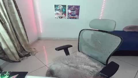 Snapshot of violet_hentai01 chatting on 2, 6, 2026 Violete Hentai01 online show from 2, 6, 2026