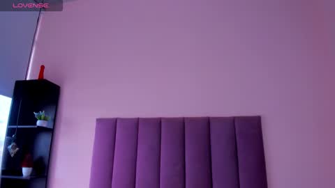 violet online show from 12, 1, 2026