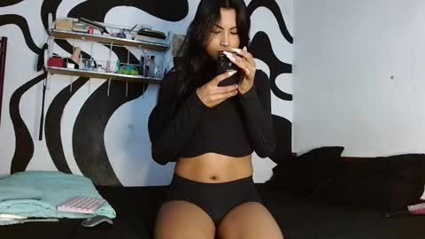 violet_sexhot28 online show from 11, 1, 2026