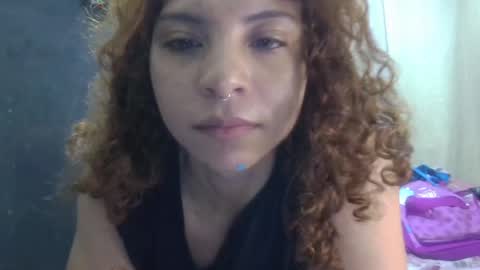 Snapshot of violet_smmithh chatting on 4, 6, 2026 Violet online show from 4, 6, 2026