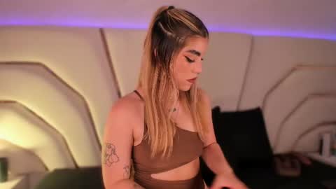 violeta_marquez online show from 24, 7, 2026