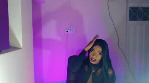 violeta_r_01 online show from 21, 6, 2026