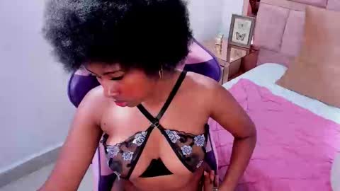 Violeta Ruiz online show from 17, 11, 2025