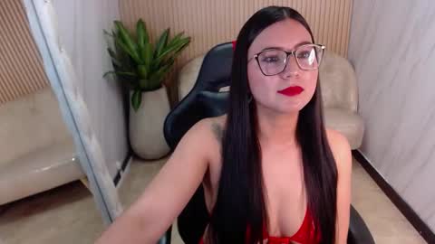 Snapshot of violeta_tf chatting on 25, 11, 2025 violeta_tf online show from 25, 11, 2025