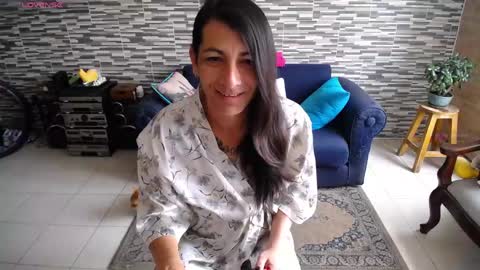 Snapshot of violetagomez_co chatting on 16, 5, 2026 Violeta Gmez online show from 16, 5, 2026