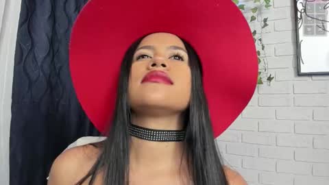 Snapshot of violetaqueen_ chatting on 20, 9, 2025 Violeta online show from 20, 9, 2025
