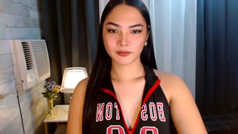 Snapshot of violetasha chatting on 5, 12, 2024 violet online show from 5, 12, 2024