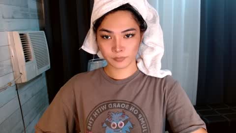 Snapshot of violetasha chatting on 30, 12, 2024 violet online show from 30, 12, 2024