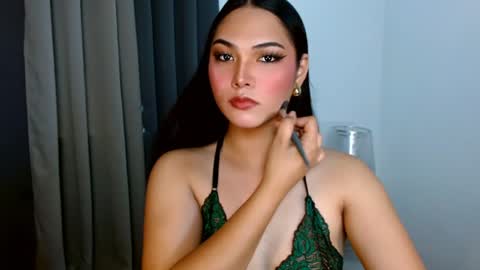 Snapshot of violetasha chatting on 5, 2, 2025 violet online show from 5, 2, 2025