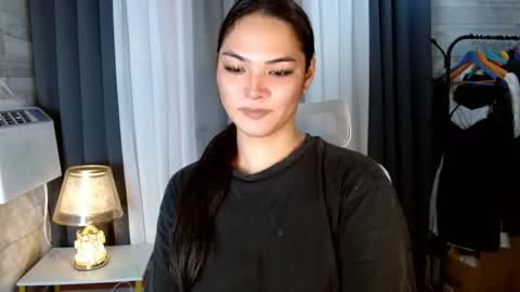 Snapshot of violetasha chatting on 28, 9, 2025 violet online show from 28, 9, 2025