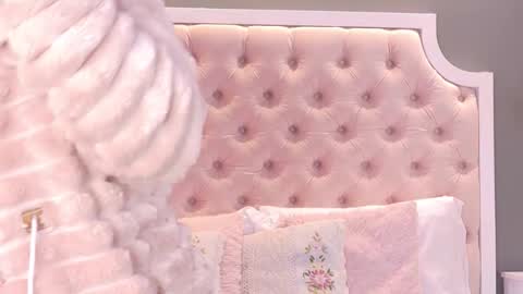 Cute Violet online show from 10, 11, 2025