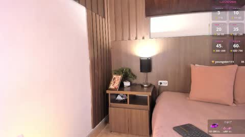 Violet online show from 29, 9, 2025