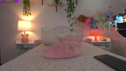 violeth___ online show from 21, 4, 2026