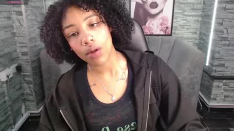 violeth_b online show from 11, 9, 2025