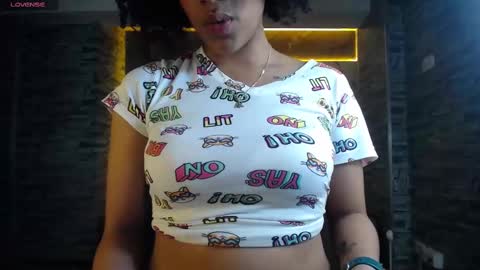 violeth_b online show from 9, 10, 2025