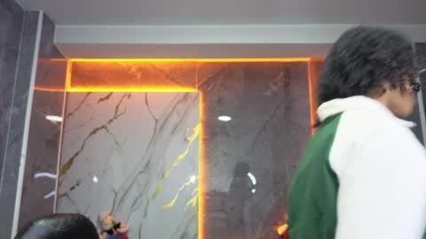 violeth_b online show from 6, 4, 2026