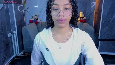 violeth_b online show from 27, 5, 2026