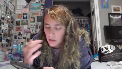Snapshot of violethooper chatting on 6, 5, 2026 Violet Hooper online show from 6, 5, 2026