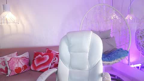 Snapshot of violetjonesx chatting on 16, 6, 2026 violetjonesx online show from 16, 6, 2026