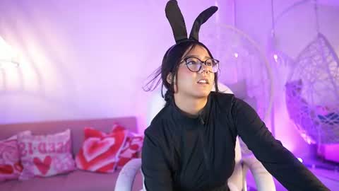 Snapshot of violetjonesx chatting on 27, 6, 2026 violetjonesx online show from 27, 6, 2026