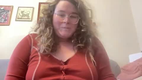violetlyhappy online show from 24, 4, 2026