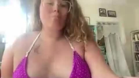 violetlyhappy online show from 1, 8, 2026