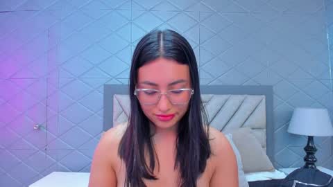 Violet Rousse online show from 10, 4, 2026