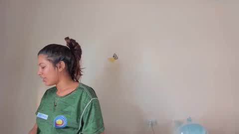 violett_24_ online show from 14, 11, 2025