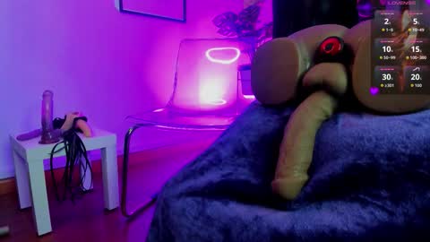 Violett  online show from 23, 10, 2025