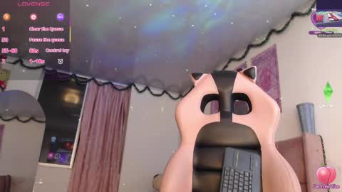 Snapshot of violett_brown9 chatting on 27, 4, 2026 violett_brown9 online show from 27, 4, 2026