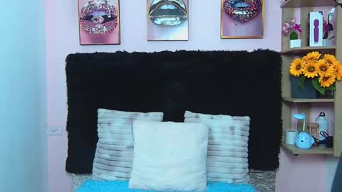 Violeta froz online show from 10, 10, 2025