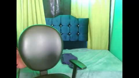 violetta_dreams online show from 16, 4, 2026