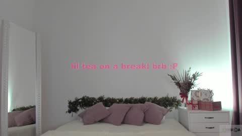 Snapshot of violetta_finch chatting on 14, 12, 2024 violetta_finch online show from 14, 12, 2024