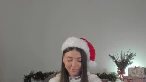 Snapshot of violetta_finch chatting on 25, 12, 2024 violetta_finch online show from 25, 12, 2024
