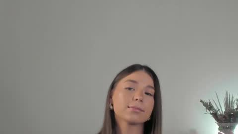 Snapshot of violetta_finch chatting on 26, 12, 2024 violetta_finch online show from 26, 12, 2024