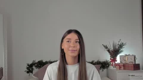 Snapshot of violetta_finch chatting on 16, 1, 2025 violetta_finch online show from 16, 1, 2025