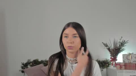 Snapshot of violetta_finch chatting on 20, 1, 2025 violetta_finch online show from 20, 1, 2025