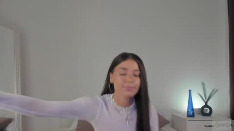 Snapshot of violetta_finch chatting on 6, 2, 2025 violetta_finch online show from 6, 2, 2025