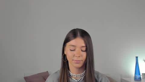 Snapshot of violetta_finch chatting on 9, 2, 2025 violetta_finch online show from 9, 2, 2025