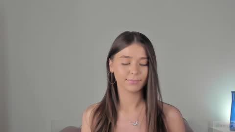 Snapshot of violetta_finch chatting on 15, 2, 2025 violetta_finch online show from 15, 2, 2025