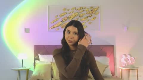 Snapshot of violetta_finch chatting on 2, 10, 2025 violetta_finch online show from 2, 10, 2025