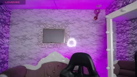 Violetta  online show from 25, 2, 2025