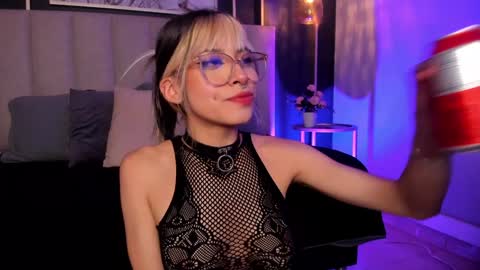 Violetta nur online show from 5, 12, 2024