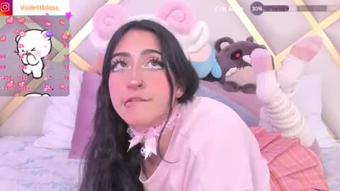 Snapshot of violettbloss chatting on 5, 3, 2025 Violeta online show from 5, 3, 2025